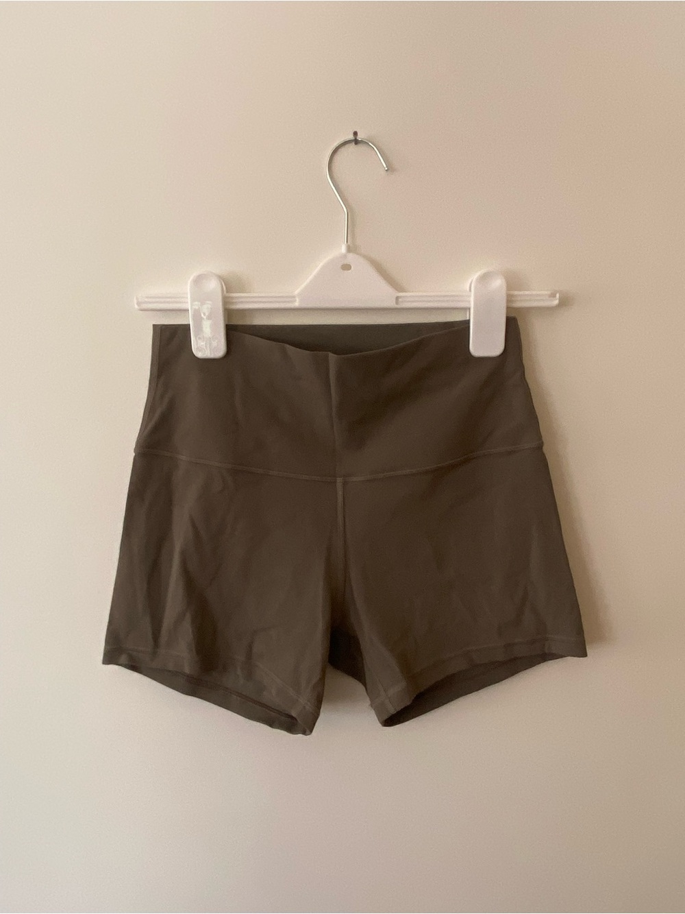 Align High Rise Short 4” - Nomad - sz 8
